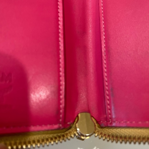 MCM GOLD KEY HOLDER WALLET - Picture 16 of 16